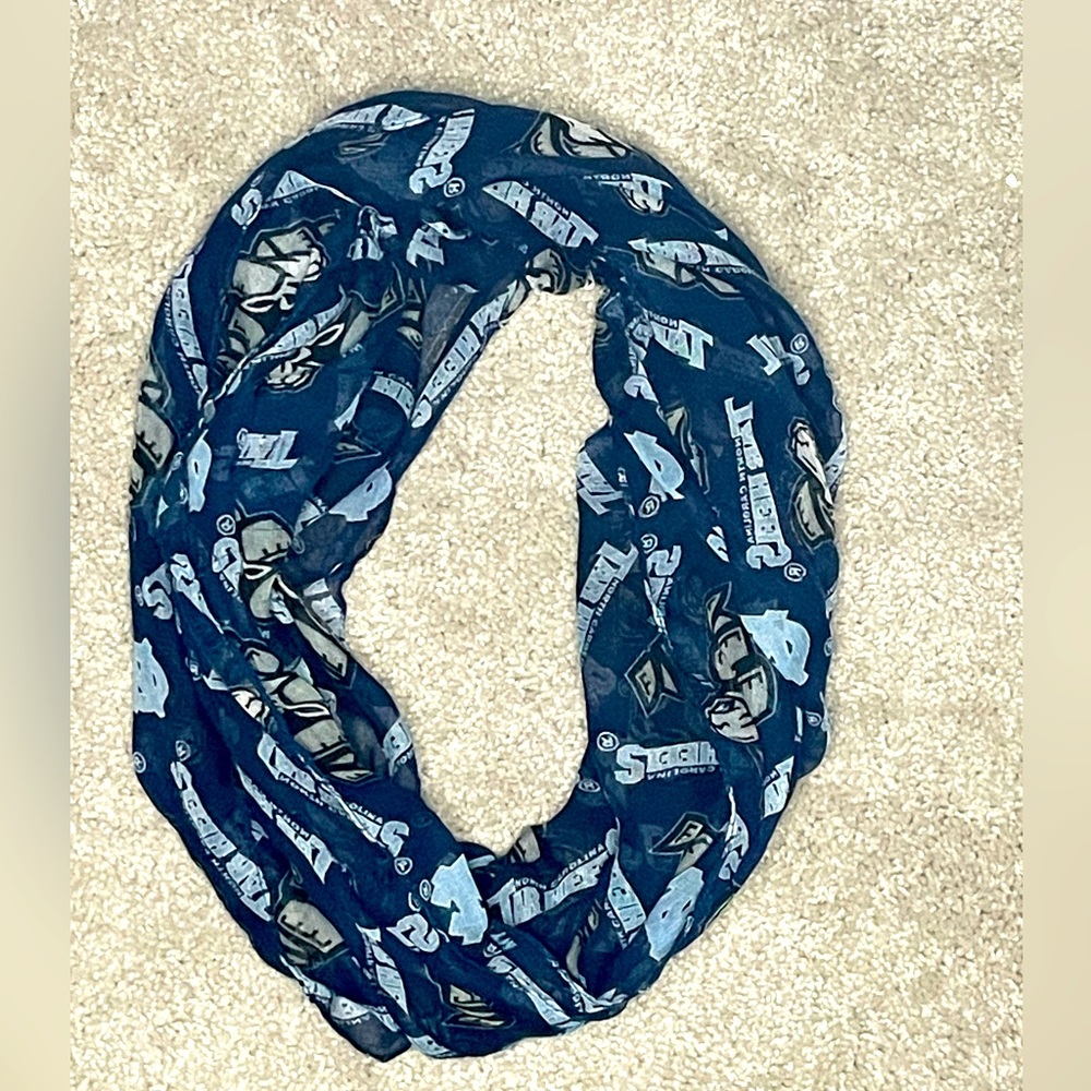 UNC Tarheels Scarf